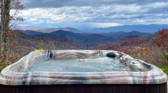 Sunset Ridge Lodge Cabin Rental with Exceptional Views | Watershed Cabins Mother's Day Bryson City Rentals