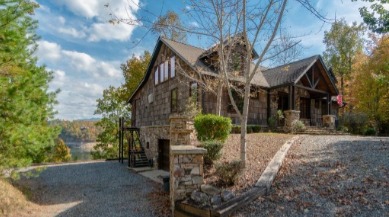 Fontana Lake Lodge  | Watershed Cabins Large Rentals NC Smoky Mountains