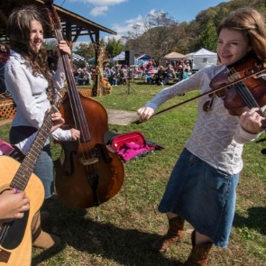 Stecoah Valley Harvest Festival | Watershed Cabins Bryson City NC Rentals