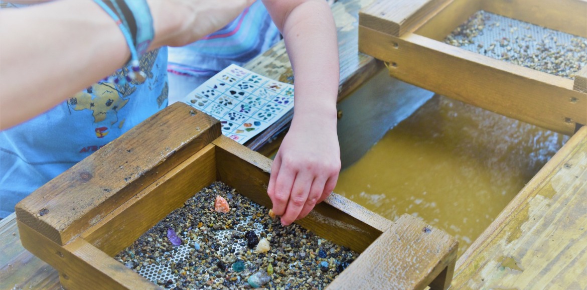 Sluicing and gem mining in the NC Smoky Mountains | Watershed Cabins Bryson City Vacation Rentals